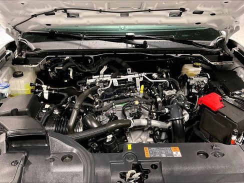Used 2025 Ford Ranger XLT w/ Equipment Group 301A High RWD image 11