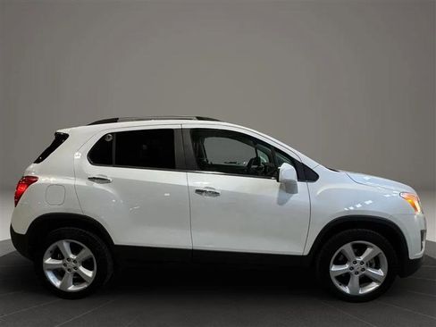 Used 2015 Chevrolet Trax LTZ AWD/4WD image 7