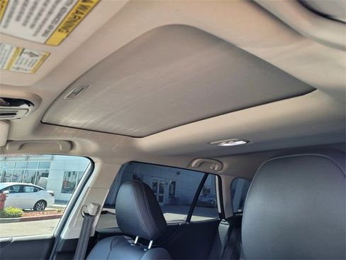 Used 2023 Subaru Outback Limited XT image 8