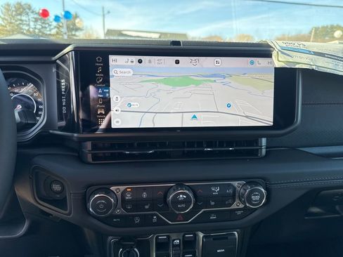 New 2026 Jeep Wrangler Unlimited Rubicon w/ Technology Group image 13