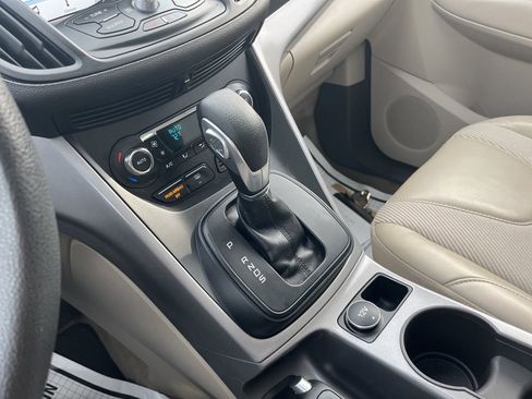 Used 2016 Ford Escape SE w/ SE Chrome Package image 20