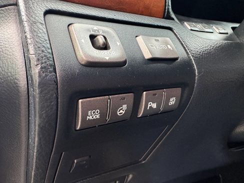 Used 2011 Lexus LS 460 w/ Touring Edition RWD image 43