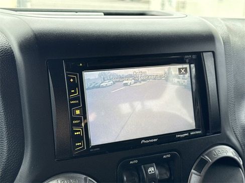 Used 2015 Jeep Wrangler Unlimited Sport w/ Quick Order Package 24S image 19