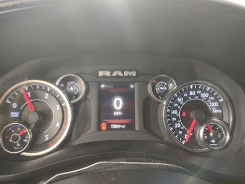 Used 2024 RAM 2500 Tradesman w/ Chrome Appearance Group AWD/4WD image 15