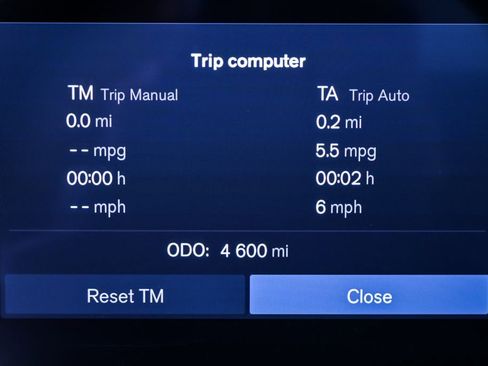 Used 2026 Volvo XC60 B5 Plus w/ Protection Package Premier image 13