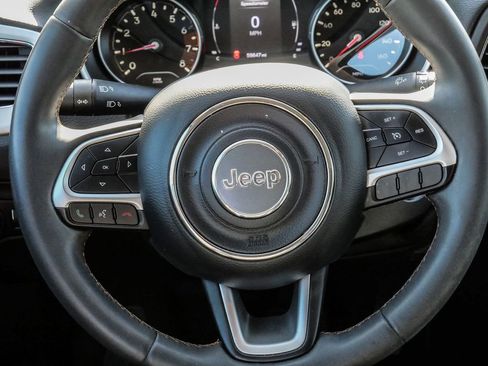 Used 2021 Jeep Compass Latitude FWD image 25