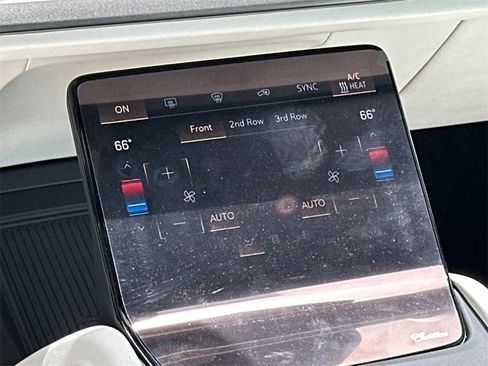 New 2026 Cadillac Vistiq Sport image 22