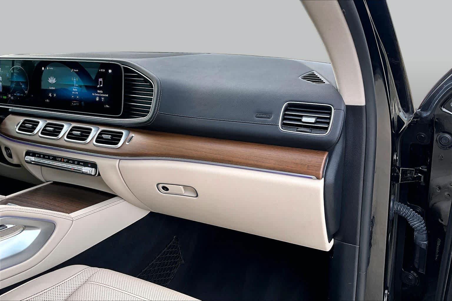 Certified 2021 Mercedes-Benz GLS 580 4MATIC image 17