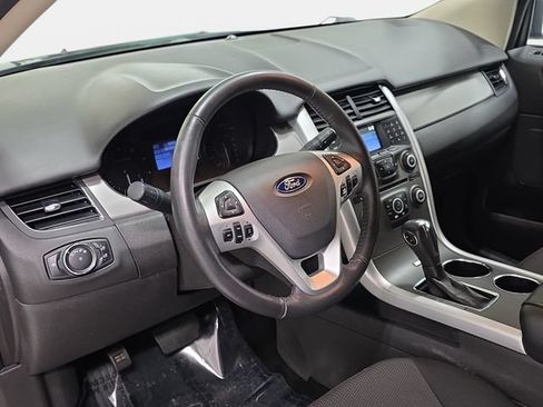 Used 2013 Ford Edge SEL FWD image 16