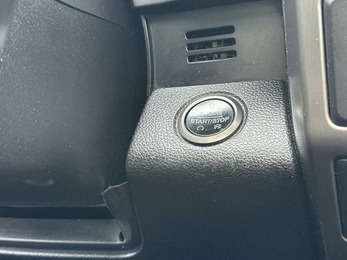 Used 2018 Ford F150 Raptor w/ Equipment Group 802A Luxury AWD/4WD image 22