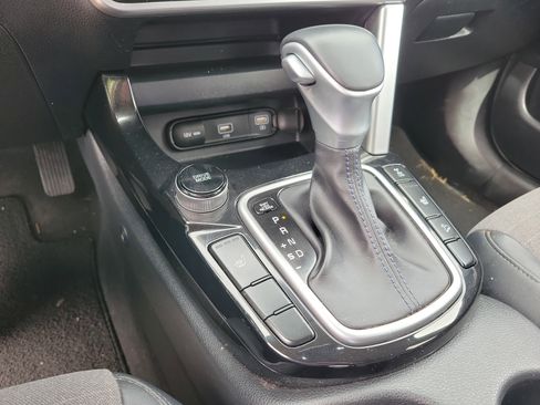 Used 2022 Kia Seltos S AWD/4WD image 12