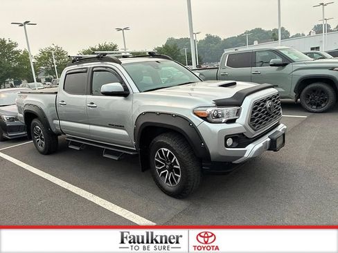Used 2023 Toyota Tacoma TRD Sport w/ Black Out Package (TMS) AWD/4WD image 3