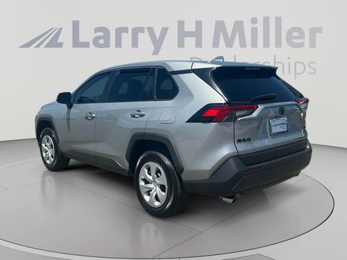 Certified 2025 Toyota RAV4 LE AWD/4WD image 3