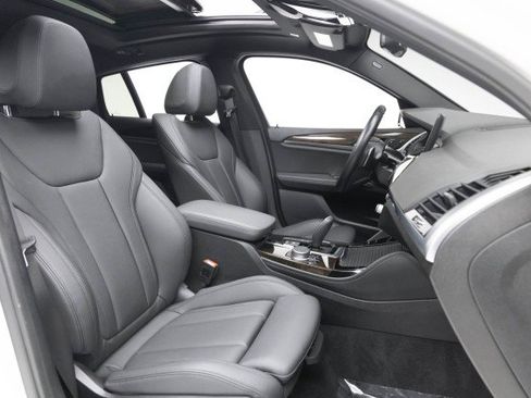 Used 2019 BMW X4 xDrive30i w/ Convenience Package image 4