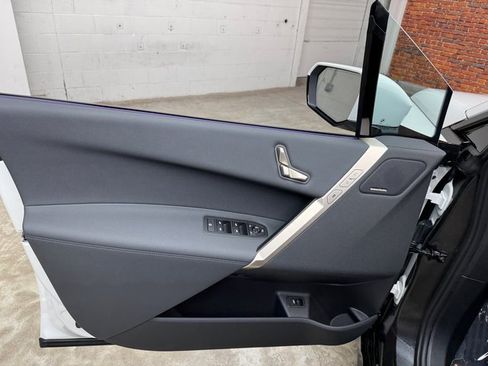 New 2026 BMW iX xDrive60 w/ Premium Package image 10