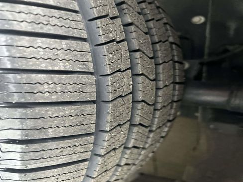 Used 2024 Ford Transit 250 Low Roof w/ Exterior Upgrade Package image 10