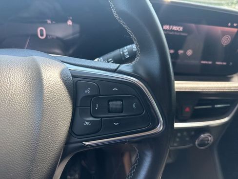Used 2024 Buick Encore GX Preferred FWD image 14