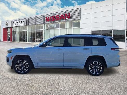 Used 2022 Jeep Grand Cherokee L Overland w/ Advanced Protech Group III image 4