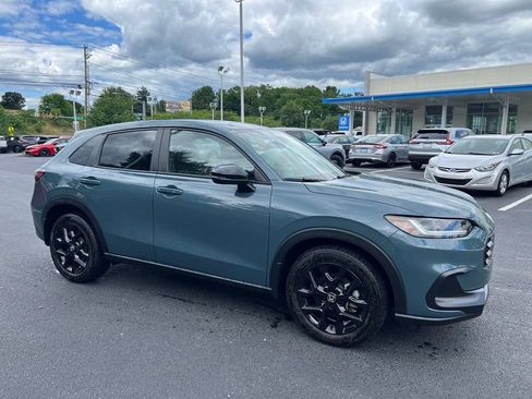 Used 2024 Honda HR-V Sport image 2