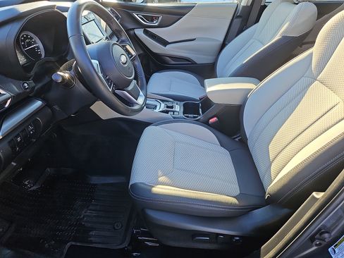 Certified 2023 Subaru Forester Premium image 28