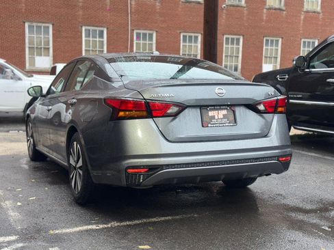 Used 2021 Nissan Altima 2.5 SV FWD image 6