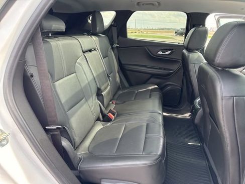 Used 2020 Chevrolet Blazer LT image 34