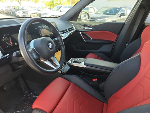 Used 2025 BMW X1 xDrive28i image 14