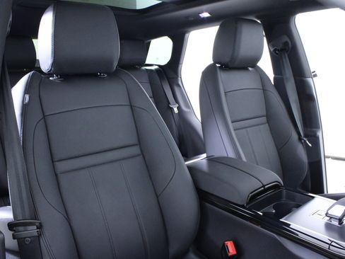 New 2026 Land Rover Range Rover Evoque S image 13