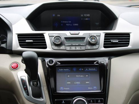 Used 2016 Honda Odyssey EX-L image 9