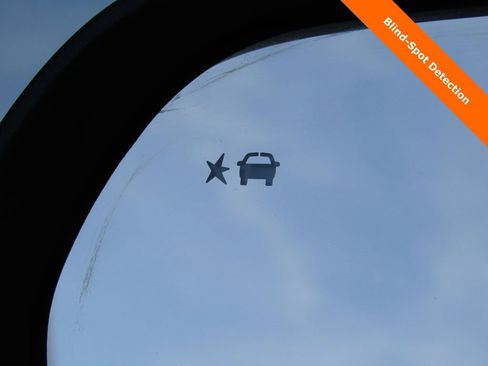 Used 2026 Chevrolet Equinox LT w/ Convenience Package II image 7