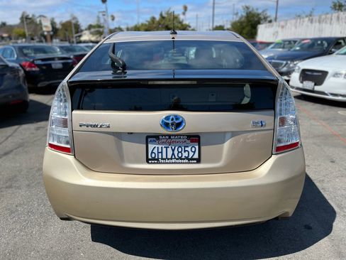 Used 2010 Toyota Prius Five image 6