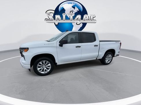 Used 2022 Chevrolet Silverado 1500 Custom AWD/4WD image 4