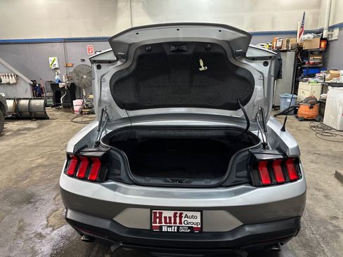 Used 2024 Ford Mustang Premium image 13