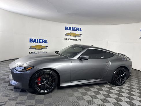Used 2024 Nissan Z Performance w/ Floor Mat Package RWD image 2