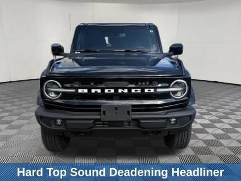 Used 2025 Ford Bronco Outer Banks AWD/4WD image 9
