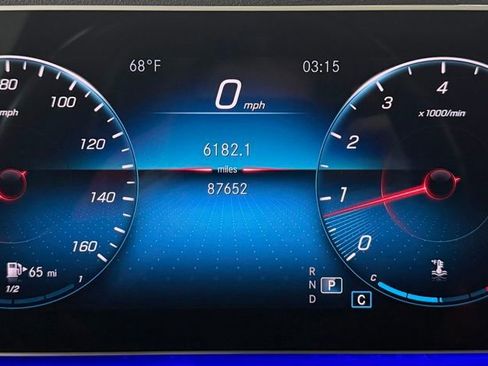 Used 2021 Mercedes-Benz GLE 350 4MATIC image 18