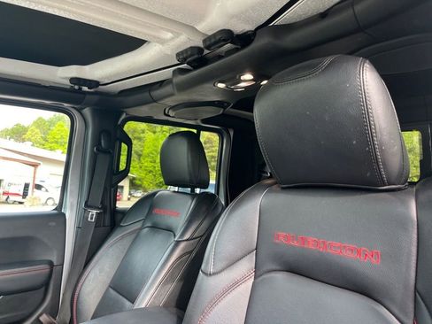 Used 2020 Jeep Gladiator Rubicon image 7