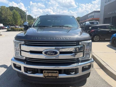 Used 2018 Ford F250 Lariat w/ Lariat Ultimate Package AWD/4WD image 2