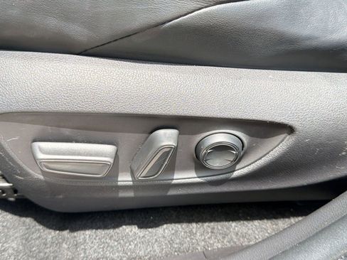 Used 2021 Toyota RAV4 XSE AWD/4WD image 13
