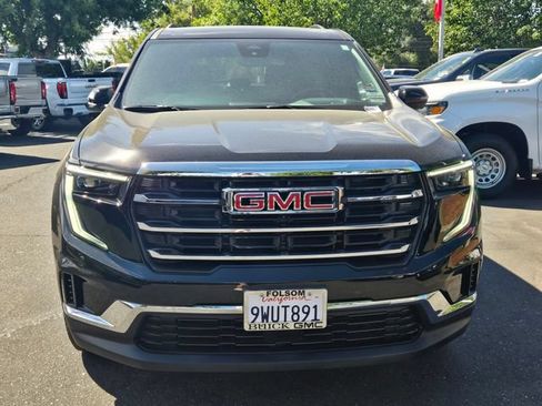 Used 2026 GMC Acadia Elevation FWD image 2