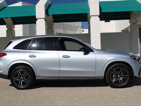 Used 2026 Mercedes-Benz GLC 300 4MATIC image 8