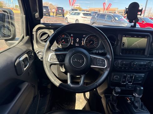 Used 2021 Jeep Wrangler Unlimited Sahara image 22