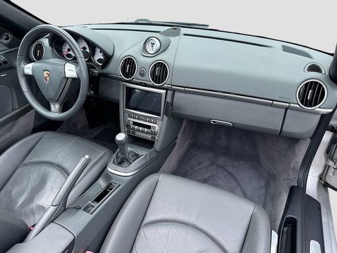 Used 2005 Porsche Boxster S image 32
