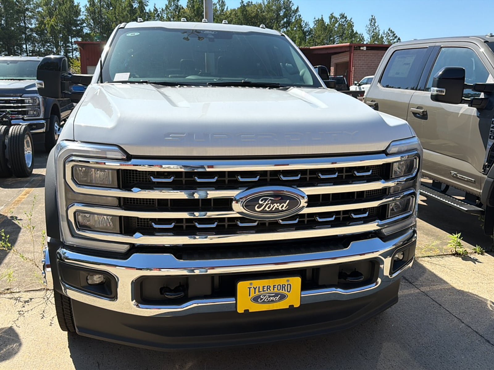 New 2026 Ford F450 Lariat AWD/4WD image 3