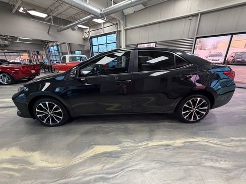 Used 2017 Toyota Corolla SE FWD image 31