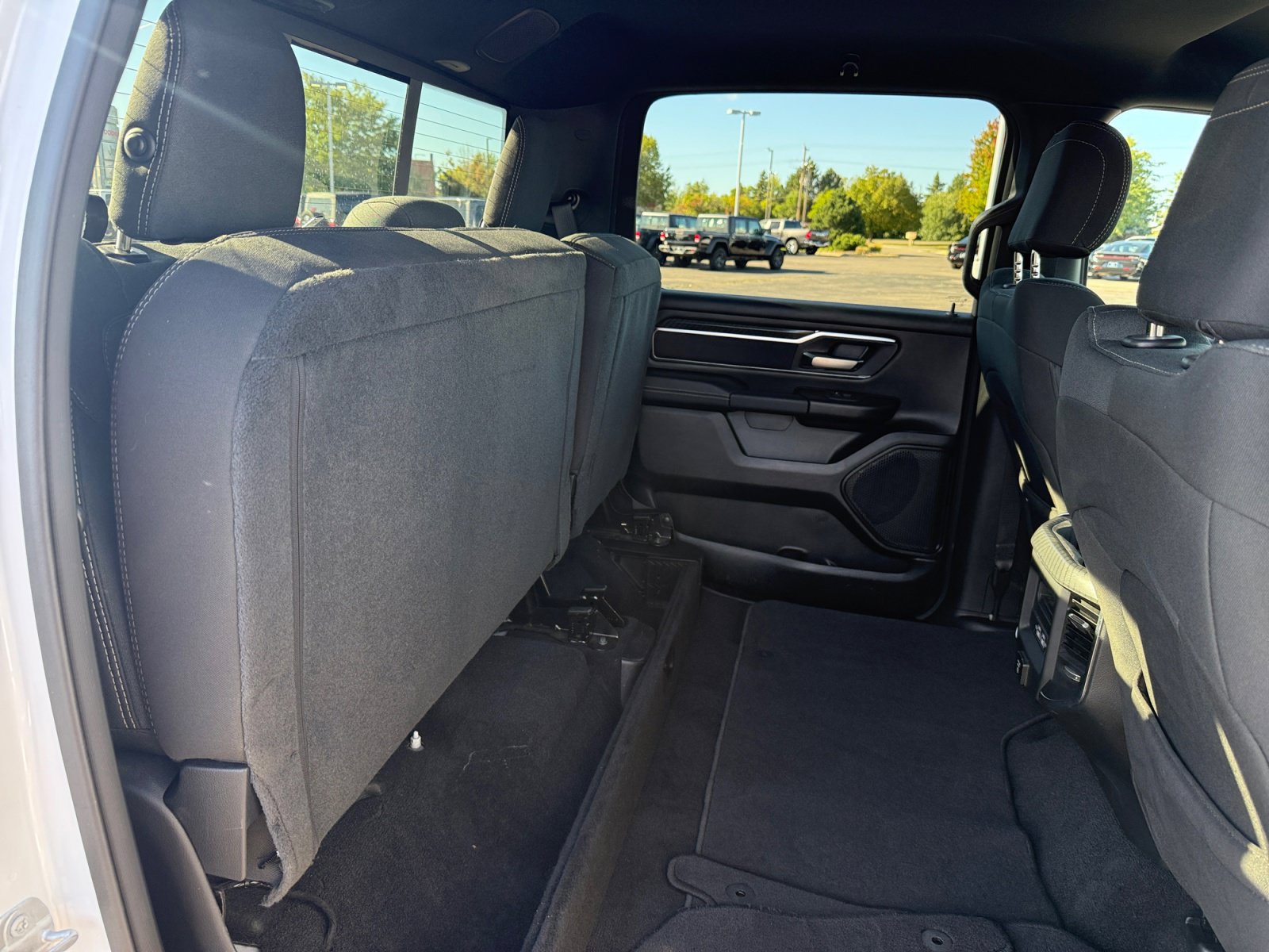 Used 2025 RAM 1500 Big Horn AWD/4WD image 37