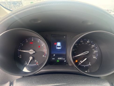 Used 2021 Toyota C-HR LE FWD image 14