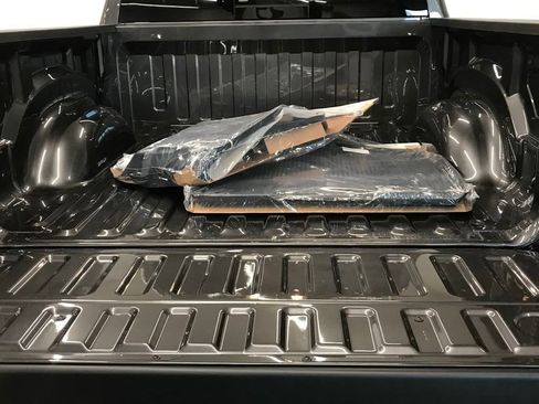 New 2026 RAM 1500 Laramie w/ Sport Appearance Package image 25