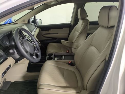 Used 2024 Honda Odyssey Elite image 13