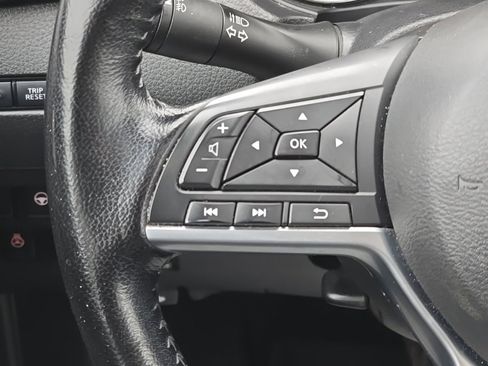 Used 2020 Nissan Rogue Sport SL w/ Premium Package image 27